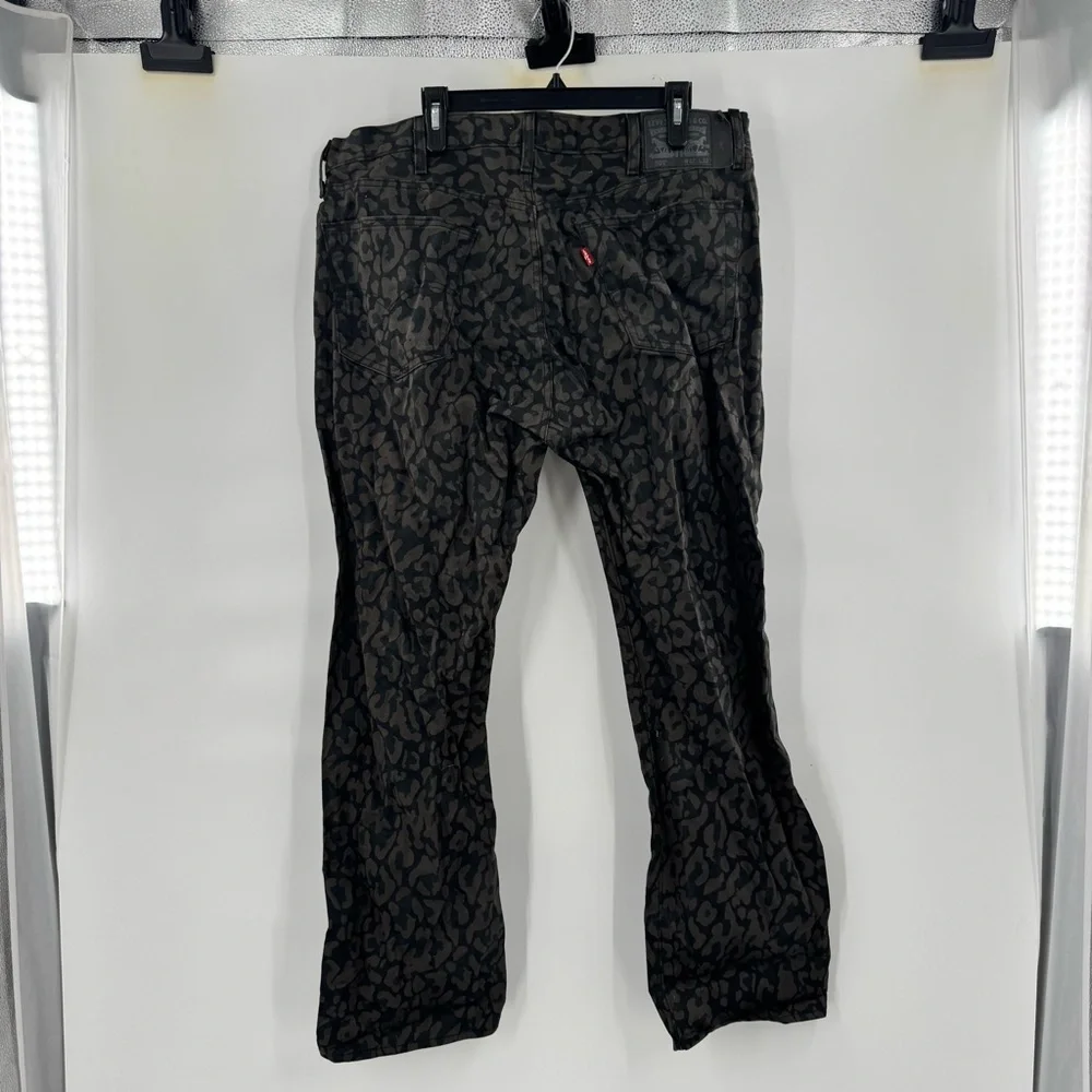 Levi’s 501 camo green jeans pants W42 L32